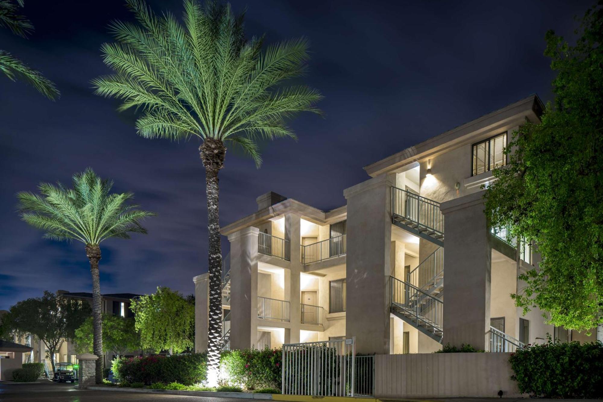 Hilton Vacation Club Scottsdale Links Resort Exterior photo